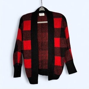 Old Navy Black and Red Knit Sweater